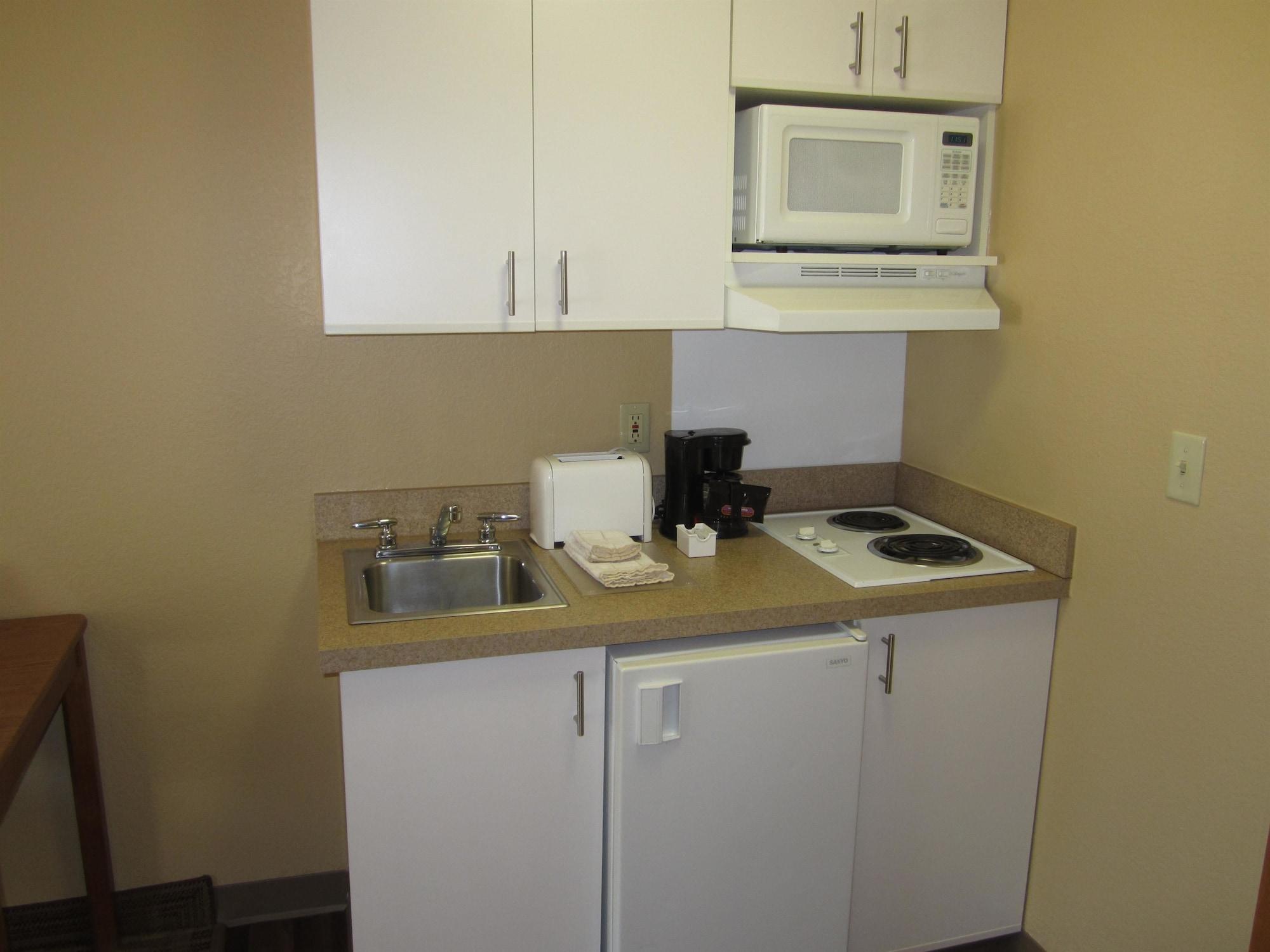 Extended Stay America Suites - Los Angeles - South Гардина Екстериор снимка