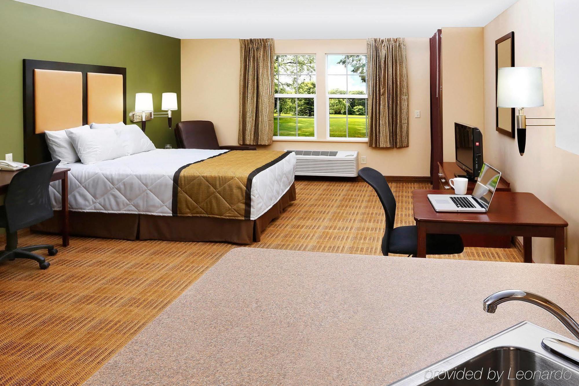 Extended Stay America Suites - Los Angeles - South Гардина Екстериор снимка