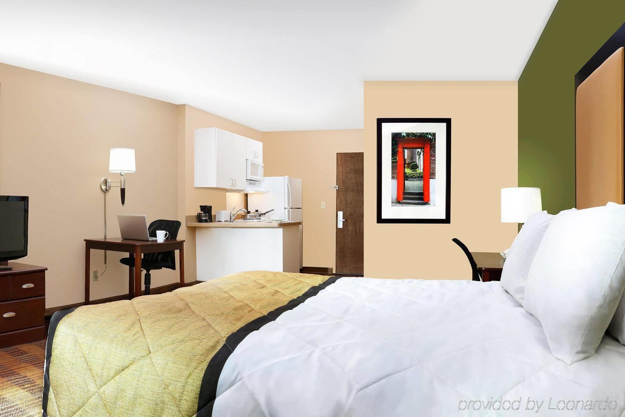 Extended Stay America Suites - Los Angeles - South Гардина Екстериор снимка